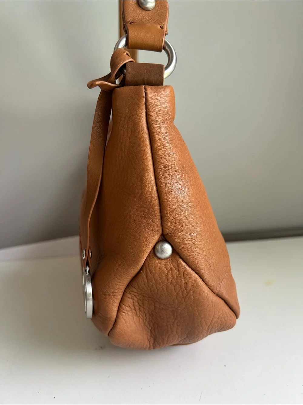 NWT Gianni Bernini Leather Hobo Shoulder Bag in Camel Tan